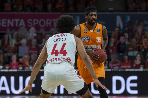 球跑动牵扯 球跑动牵扯