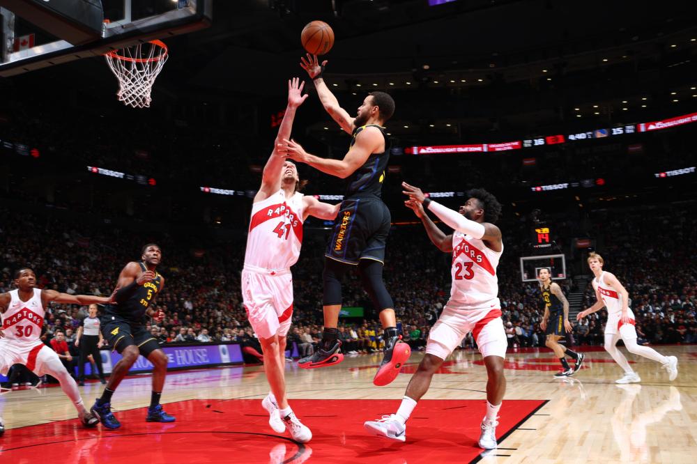 迪亚斯则以 迪亚斯则以